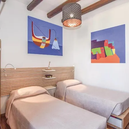 2 Bedroom Beautiful In Rg *