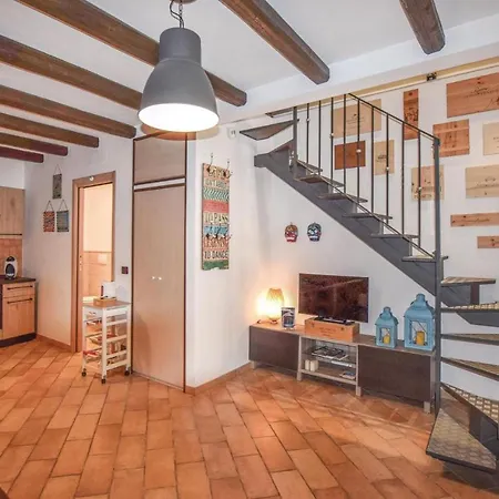 Semesterbostad 2 Bedroom Beautiful In Rg